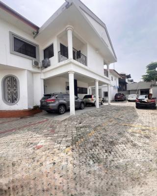 Furnished 3 Bedroom Apartment with Ensuite Rooms, Lekki Phase 1, Lekki, Lagos, Flat / Apartment for Rent