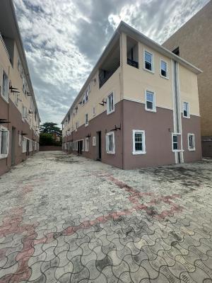 Standard Renovated 2bedroom Flat at Victoria Island (vi), Palace Road, Oniru, Victoria Island (vi), Oniru, Victoria Island (vi), Lagos, Flat / Apartment for Rent