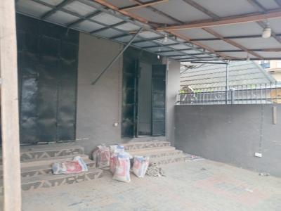Open Space Shop, Adekunle By Third Mainland Bridge, Adekunle, Yaba, Lagos, Commercial Property for Rent