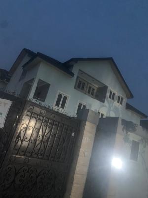 2 Bedroom T Flat, Off Almiralty Way Lekki Phase 1, Lekki Phase 1, Lekki, Lagos, Flat / Apartment for Rent