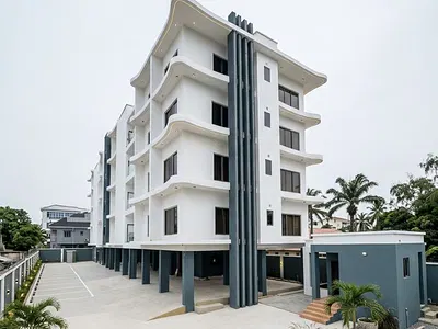 Luxury 3-Bedroom Apartment with BQ, Elevator & Swimming Pool — Ikeja, Lagos