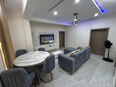 2 Bedroom Apartment, Surulere, Lagos, Flat / Apartment Short Let