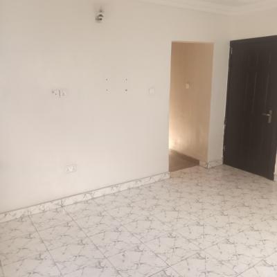 Standard 2 Bedroom Flat, Off Fola Osibo, Lekki Phase 1, Lekki, Lagos, Flat / Apartment for Rent