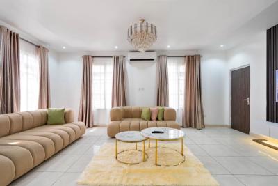Ready for a Smart Getaway?  Book Our  4-bedroom Starlight Alexa-powe, Lekki Phase 1, Lekki, Lagos, Flat / Apartment Short Let