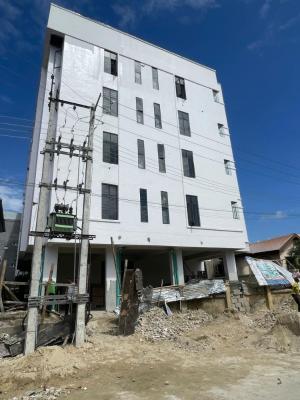 Decent 2 Bedroom Apartment with Elevator, Osapa, Lekki, Lagos, Flat / Apartment for Sale