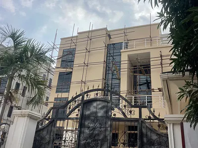 9-Bedroom Detached Duplex for Office and Commercial