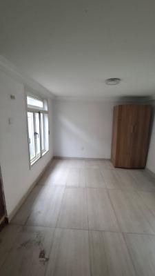 Large Studio Apartment, Ona Ouekan Estate, Lekki Phase 1, Lekki, Lagos, Self Contain (single Rooms) for Rent