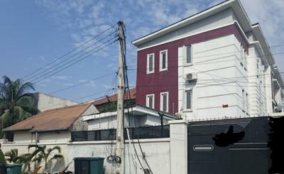 Well Furnished Block of 6 Flats, Lekki Phase 1, Lekki, Lagos, Block of Flats for Sale