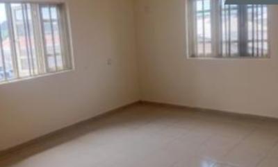 Self Contain Shared in a 3 Bedroom Apartment, Majek , Novare Mall Axis, Ajah, Lagos, Self Contain (single Rooms) for Rent