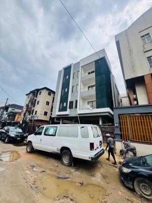 Lovely Built 3 Bedroom Apartment with Bq, Yaba, Lagos, Block of Flats for Sale