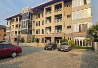 a Serviced 3-storey Building with 8 Units of 3-br Apartments + 1-rm Bq, Lekki Phase 1, Lekki, Lagos, House for Sale