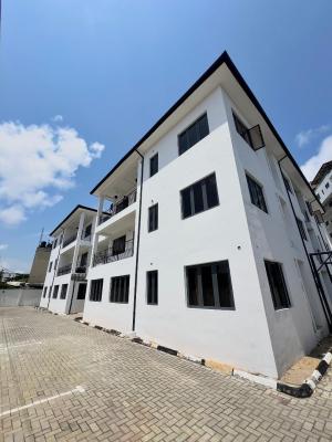 Spacious 1-bedroom Apartment Located in a Secure and Serene Environmen, Lekki Phase 1, Lekki, Lagos, Flat / Apartment for Rent