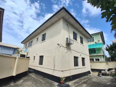 Well Finished 2 Bedroom Apartment, Lekki Phase 1, Lekki, Lagos, Flat / Apartment for Rent