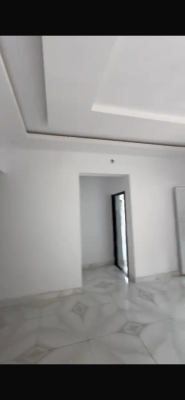 Spacious 2 Bedroom Flat, Surulere, Lagos, Flat / Apartment for Rent