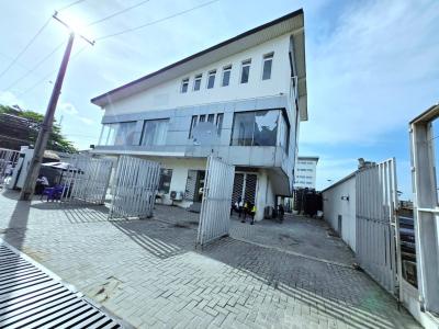 145sqm Suitable for Office Space,, Lekki Phase 1, Lekki, Lagos, Shop for Rent