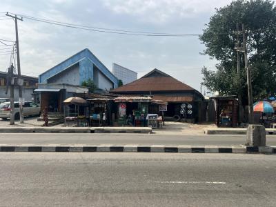 a Demolishable Bungalow, Itire Lawason Road, Surulere, Lagos, House for Rent