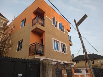 Washington Dc  Roomself Con., Folagoro, Fola Agoro, Yaba, Lagos, Flat / Apartment for Rent