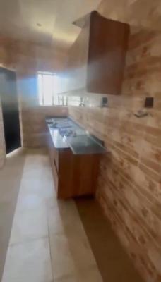 Executive Standard Decent 2bedroom Flat, Akoka, Yaba, Lagos, Flat / Apartment for Rent
