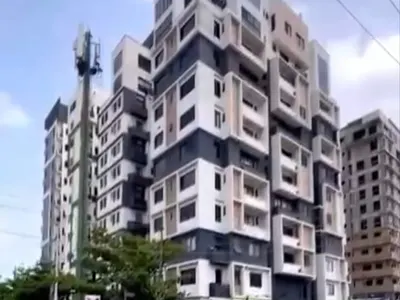 Luxury Fully Furnished Four Bedrooms Pent House