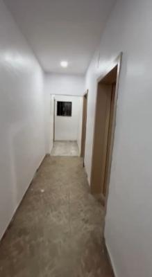 1 Unit Left   4 Bedroom, All Rooms Ensuite with Water Heaters, Adekunle/ Ebute Meta, Yaba, Lagos, Flat / Apartment for Rent