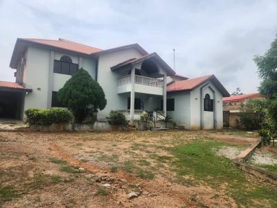 2000sqm of Land with Structure, on The Main Road, Near The Officers Mess, Agodi Gra, Ibadan., Ibadan, Oyo, Mixed-use Land for Sale