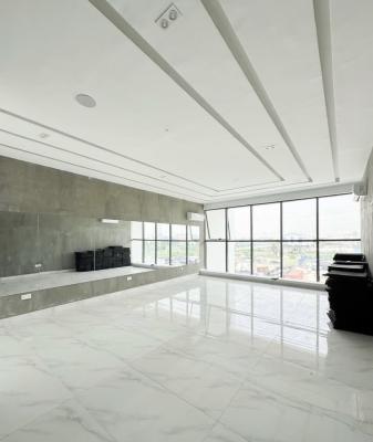 Luxurious 2 Bedroom Apartment with Swimming Pool, Lekki Right, Lekki, Lagos, Flat / Apartment for Rent