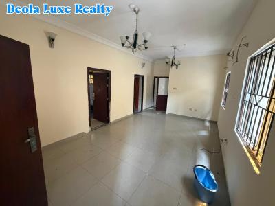 a Nice and Well Maintained 2 Bedrooms Apartment, By Emma Abimbola, Lekki Phase 1, Lekki, Lagos, Flat / Apartment for Rent