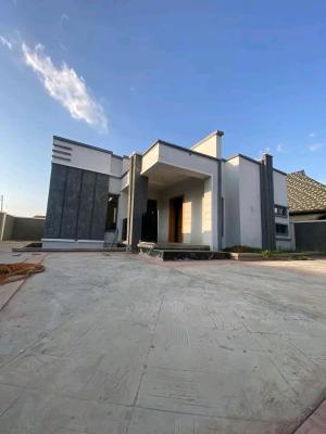2 Bedrooms Bungalow, Whitefield Area, Ilorin West, Kwara, Detached Bungalow for Sale