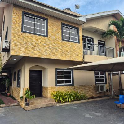 4 Bedroom Semi-detached House with 1-room Bq, Off Chris Madueke, Lekki Phase 1, Lekki, Lagos, Semi-detached Duplex for Rent