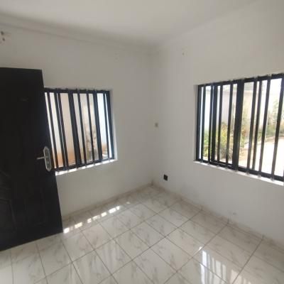 Self Contained/studio Apartment, Close Royal Pine, Orchid Road, Lekki Expressway, Lekki, Lagos, Self Contain (single Rooms) for Rent
