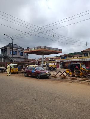 Petrol Station Facing Busy Road, Inalende, Mokola, Ibadan, Dugbe (onireke), Ibadan North-west, Oyo, Filling Station for Sale