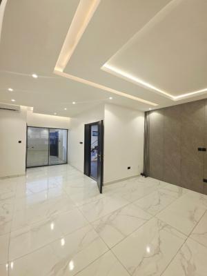 Newly Built 2bedrooms Flat, Lekki Phase1, Lekki Phase 1, Lekki, Lagos, Flat / Apartment for Sale