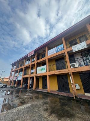 Shop Space on The Ground Floor, Osapa, Lekki, Lagos, Shop for Rent