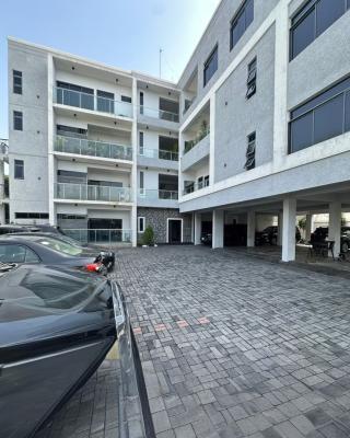 Lovely 3 Bedroom Apartment with Boys Quarters, Lekki Phase 1, Lekki, Lagos, Flat / Apartment for Rent