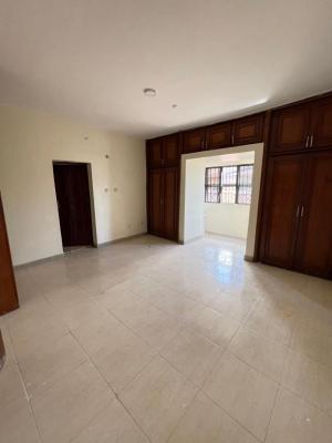 Spacious Studio Apartment with Personal Kitchen Upstairs, Ikota Villa, Lekki, Lagos, Flat / Apartment for Rent