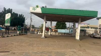 Filling Station, Ikotun-idimu Road Idimu Lagos, Idimu, Lagos, Filling Station for Sale