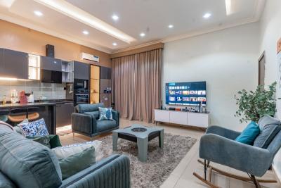 Spacious One Bedroom Apartment, Freedom Way, Lekki Phase 1, Lekki, Lagos, Self Contain (single Rooms) Short Let