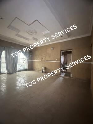 3 Bedroom Flat, in an Estate @ Sabo, Alagomeji, Yaba, Lagos, Flat / Apartment for Rent