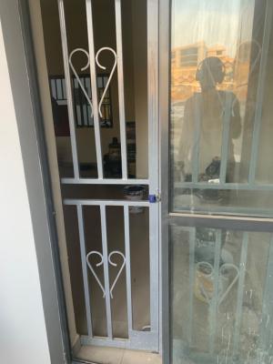 Shop Space on The Ground Floor En-suite with Toilet, Gaduwa, Abuja, Gaduwa, Abuja, Shop for Rent