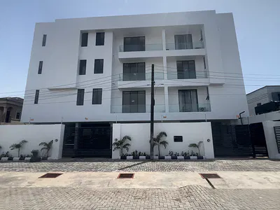 2 Bedroom Apartment with Gym and Pool — Lekki, Lagos