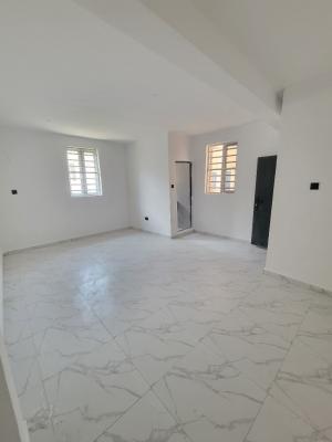 Spacious and Sharp 2 Bedroom Apartment (Upstairs)