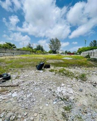 Hot Fenced and Gated Land in a Very Good Environment