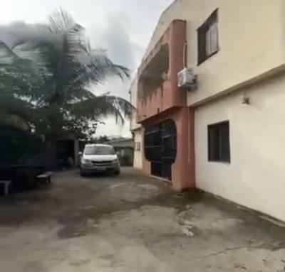 a Block of Flat on 1,200sqm, By Golden Gate Hotel, Zone 5, Wuse, Abuja, Flat / Apartment for Sale