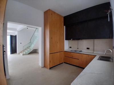 Luxury 3 Bedroom Apartment with Bq, Lekki Phase 1, Lekki, Lagos, Flat / Apartment for Sale