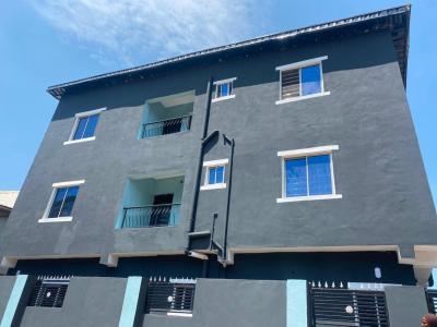 Modern 1 Bedroom Apartment with Excellent Facilities, Obanikoro, Shomolu, Lagos, Mini Flat (room and Parlour) for Rent