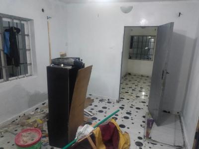 Standard Mini Flat with 2 Toilets,clean Water and Constant Light, Ketu , Accesible to All Major Bustops, Alapere, Ketu, Lagos, Mini Flat (room and Parlour) for Rent