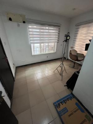Affordable 1-room Commercial Space. Suitable for Studio, Office, Salon, Adebimpe Adewunmi Street, Lekki Phase 1, Lekki, Lagos, Commercial Property for Rent