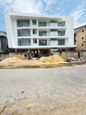 Spacious 2 Bedroom Apartment with Elevator and Swimming Pool, Lekki Phase 1, Lekki, Lagos, Flat / Apartment for Sale