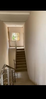 a Very Good Spacious 2-bedroom Flat, After The Court. ( Video of The House Is Attached), Apo Resettlement, Apo, Abuja, Flat / Apartment for Rent