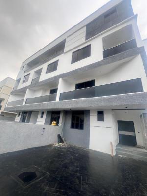 Spacious 5 Bedroom Semi Detached Terrace with Self Compound, Lekki Phase 1, Lekki, Lagos, Terraced Duplex for Sale